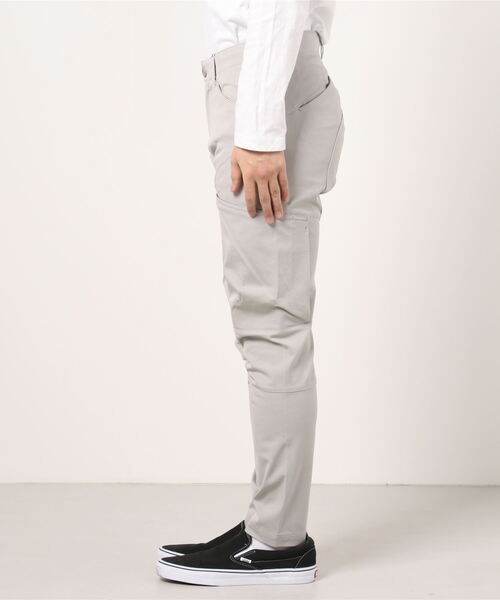 ATTACHMENT(アタッチメント)の「CO/RY STRECH TWILL TECHNICAL CARGO(カーゴパンツ・メンズ・ライトグレー/ブラック・1/2/3)」の6枚目の写真