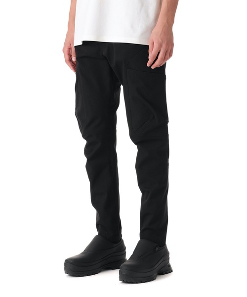 ATTACHMENT(アタッチメント)の「CO/RY STRECH TWILL TECHNICAL CARGO(カーゴパンツ・メンズ・ライトグレー/ブラック・1/2/3)」の3枚目の写真