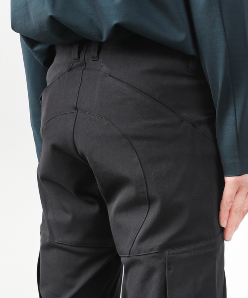 ATTACHMENT(アタッチメント)の「CO/RY STRECH TWILL TECHNICAL CARGO(カーゴパンツ・メンズ・ライトグレー/ブラック・1/2/3)」の17枚目の写真