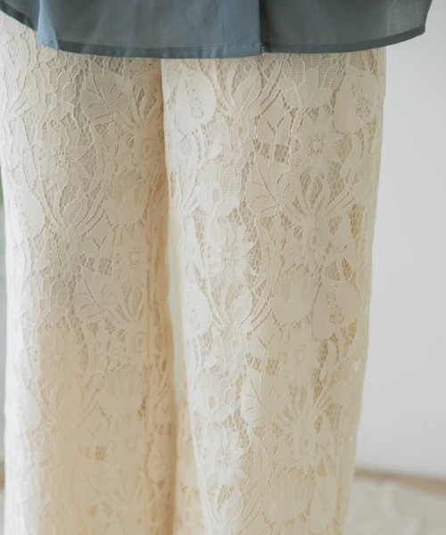 ITEMS URBANRESEARCH（アイテムズ アーバンリサーチ）の「レースワイドパンツ（その他パンツ・レディース・ブラック/ナチュラル・FREE）」の20枚目の写真
