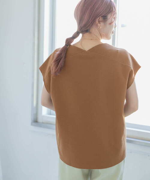 ITEMS URBANRESEARCH（アイテムズ アーバンリサーチ）の「カットミラノフレンチプルオーバー（Tシャツ/カットソー・レディース・オフホワイト/ブラック/モカ/ブルー/ピンク/カーキ/キャメル・FREE）」の19枚目の写真