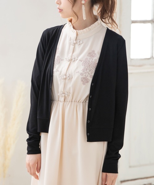 Newlyme(ニューリーミー)の「【接触冷感/UVカット】選べる丈カーディガン(カーディガン/ボレロ・レディース・ホワイト/グレー/ベージュ/グリーン/ブラック/ホワイト系その他/グレー系その他/ベージュ系その他/グリーン系その他/ブラック系その他・MEDIUM/LARGE/X-LARGE/XX-LARGE)」の4枚目の写真