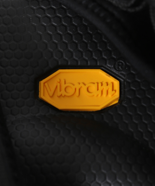 suicoke(スイコック)の「SUICOKE KISSE-V(スリッポン・レディース・ブラック/キャメル・23cm/24cm/25cm)」の12枚目の写真