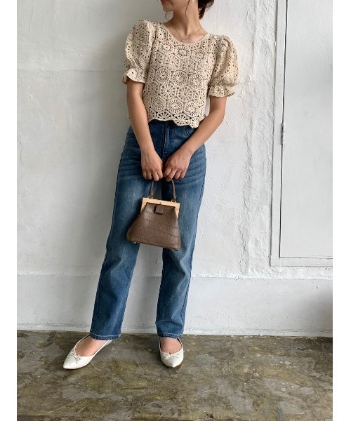 DAIS-Y（デイジー）の「クロシェ編みパフスリーブクロップド丈トップス（Tシャツ/カットソー・レディース・ホワイト/ベージュ・FREE）」の14枚目の写真
