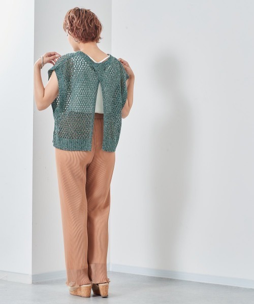 cepo（セポ）の「バックスリット　ドットメッシュニットベスト（ベスト・レディース・グリーン/イエロー/ブラック・M）」の20枚目の写真