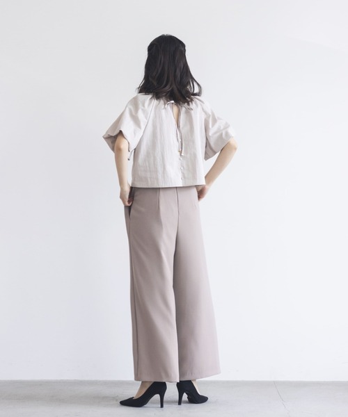 kaene（カエン）の「ボリュームスリーブオールインワン（パンツドレス・レディース・ブラック/ピンクベージュ・36/38）」の14枚目の写真