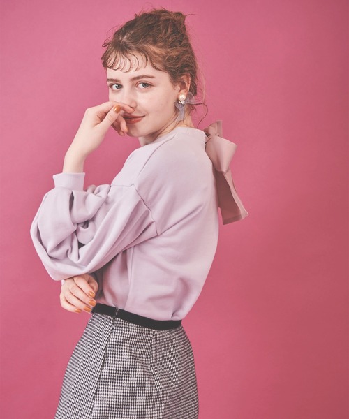 31 Sons de mode（トランテアン　ソン　ドゥ　モード）の「バックリボンスウェット（スウェット・レディース・ラベンダー/サックスブルー/オフホワイト・36）」の4枚目の写真