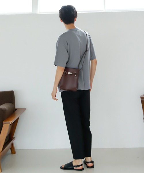 LAKOLE（ラコレ）の「ベルテッドスクエアショルダーバッグ / 216795（ショルダーバッグ・メンズ・ブラック/ブラウン/シルバーグレー・FREE）」の21枚目の写真