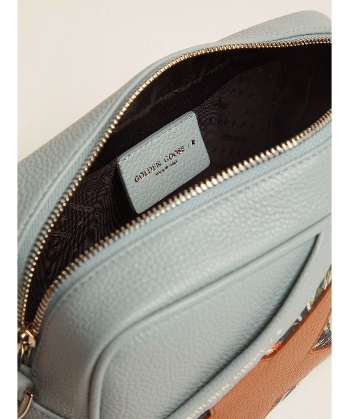 GOLDEN GOOSE(ゴールデングース)の「GOLDEN GOOSE Star Bag/celadon blue leather-flower jacquard front with caramel leather star(ショルダーバッグ・レディース・スカイブルー系・ONE SIZE)」の6枚目の写真