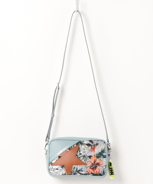 GOLDEN GOOSE(ゴールデングース)の「GOLDEN GOOSE Star Bag/celadon blue leather-flower jacquard front with caramel leather star(ショルダーバッグ・レディース・スカイブルー系・ONE SIZE)」の3枚目の写真