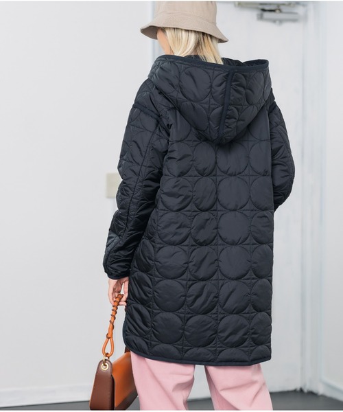 KIFFE(キッフェ)の「KIFFE/キッフェ GEOMETRIC QUILT COAT キルティングコート(ミリタリージャケット・メンズ・ブラック/オリーブ・1)」の3枚目の写真