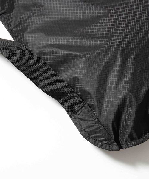 Speedo（スピード）の「speedo/Easy Bag（バックパック/リュック・メンズ・ブラック/カーキ・FREE）」の14枚目の写真