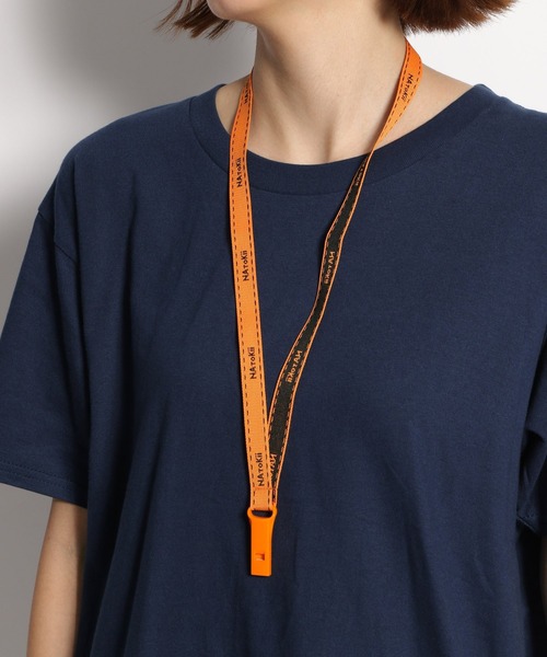niko and...（ニコアンド）の「[NATOKii(ネイトゥーキー)]ホイッスル付きセットTシャツ（Tシャツ/カットソー・レディース・ネイビー/グリーン/ライトグリーン・FREE）」の5枚目の写真