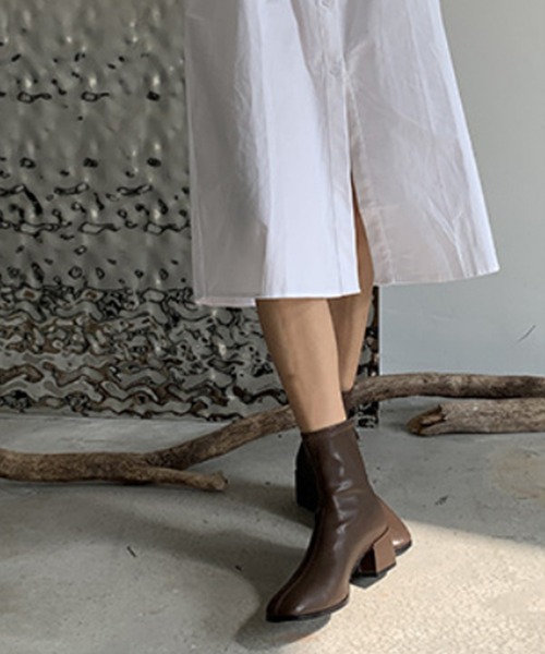 aimoha（アイモハ）の「フェイクレザーブーツ（ブーツ・レディース・ブラック/チョコ/ベージュ・22.5cm/24.5cm/23.5cm/24.0cm/23.0cm）」の17枚目の写真