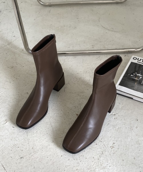 aimoha（アイモハ）の「フェイクレザーブーツ（ブーツ・レディース・ブラック/チョコ/ベージュ・22.5cm/24.5cm/23.5cm/24.0cm/23.0cm）」の9枚目の写真