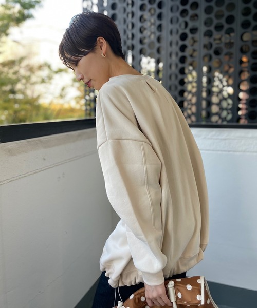 un dix cors（アンディコール）の「こなれ感あるシルエット 裏起毛裾ドロストプルオーバーカットソー（Tシャツ/カットソー・レディース・アイボリー/チャコールグレー・FREE）」の9枚目の写真