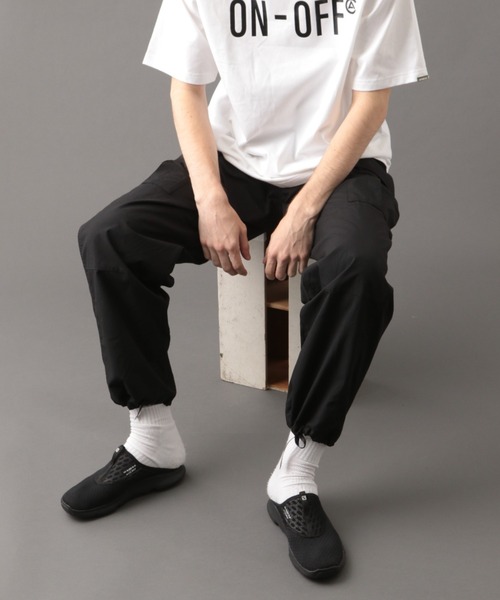 AVIREX(アヴィレックス)の「【MILITARY GARMENTS】コンバット トラウザーズ / COMBAT TROUSERS / アヴィレックス / AVIREX(カーゴパンツ・メンズ・ブラック/ベージュ/オリーブ・1/2/3)」の1枚目の写真