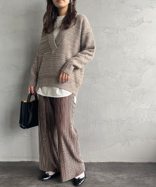 JF Ready Made（ジェイエフレディメイド）の「[Jf Ready Made/ジェイエフレディメイド] ネップヤーン 深Ｖネックニット（ニット/セーター・レディース・ダークグリーン/モカ/パープル・F）」の21枚目の写真