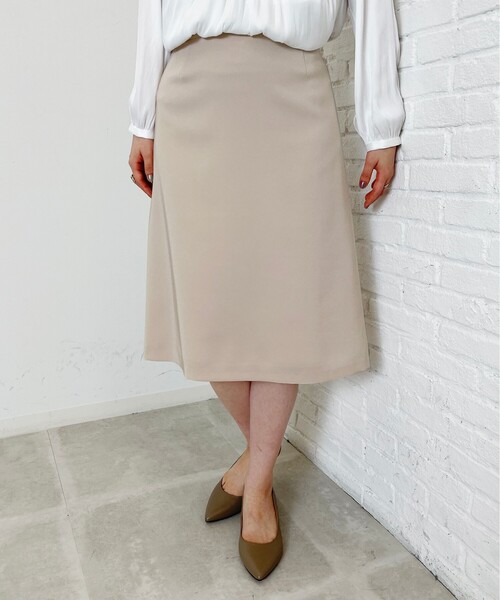 UNTITLED（アンタイトル）の「◆トリアセストレッチ フレアスカート【洗える・抗菌防臭】（スカート・レディース・ブラック/ダークネイビー/ベージュ/ネイビー系9・00/01/02/03/04/42/44/48）」の2枚目の写真