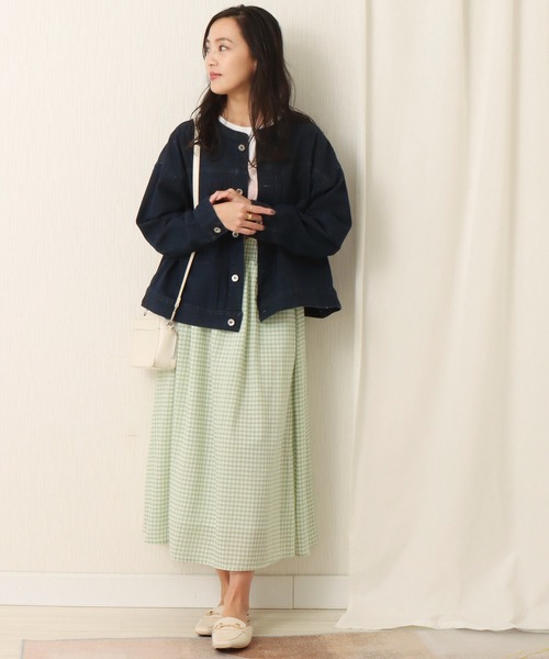 libelle more(リベル モア)の「ストレッチデニム バンドカラージャケット(デニムジャケット・レディース・サックスブルー/インディゴブルー/ブルー・M/L)」の10枚目の写真