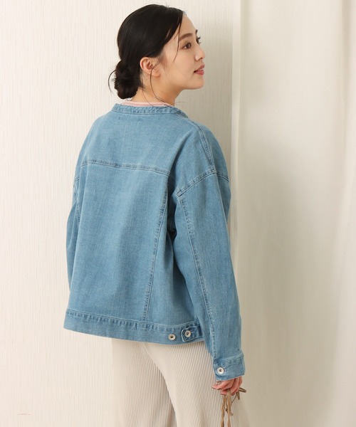 libelle more(リベル モア)の「ストレッチデニム バンドカラージャケット(デニムジャケット・レディース・サックスブルー/インディゴブルー/ブルー・M/L)」の22枚目の写真