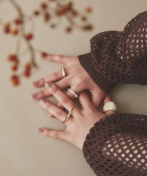 moi tytto（モイテュット）の「マルチリングセット（巾着セット）（リング・レディース・ベージュ/ブラウン・FREE）」の2枚目の写真