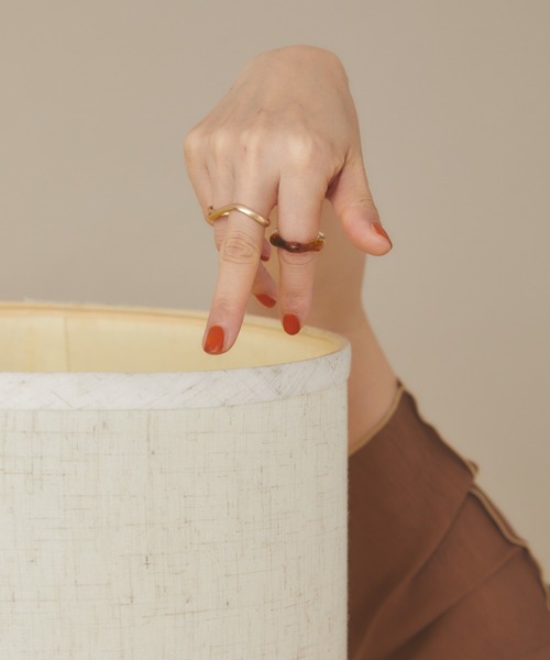 moi tytto（モイテュット）の「マルチリングセット（巾着セット）（リング・レディース・ベージュ/ブラウン・FREE）」の6枚目の写真