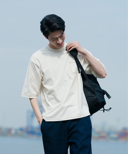 Blue Standard (ブルースタンダード)の「【BLUE STANDARD/ブルースタンダード】汗染みの目立ちにくいTシャツ ZEROSTAIN 配色ステッチビッグTシャツ(Tシャツ/カットソー・メンズ・アイボリー/ベージュ/サックスブルー/ピンク系その他/ブラック・LARGE/MEDIUM/X-LARGE)」の18枚目の写真