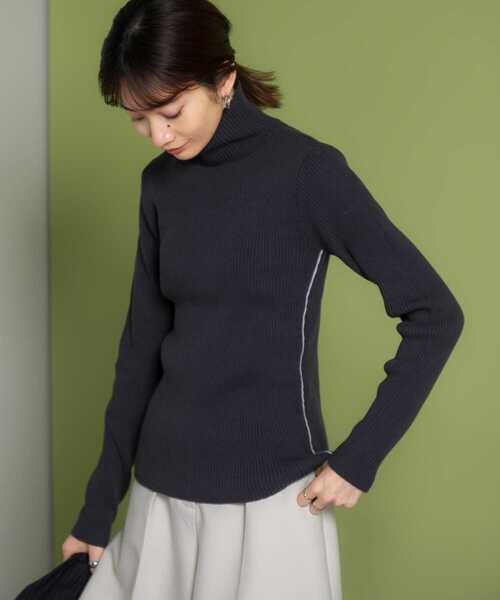 KBF（ケイビーエフ）の「illi　サイドラインハイネックニット（ニット/セーター・レディース・チャコールグレー/アイボリー/グレー系その他・ONE）」の13枚目の写真