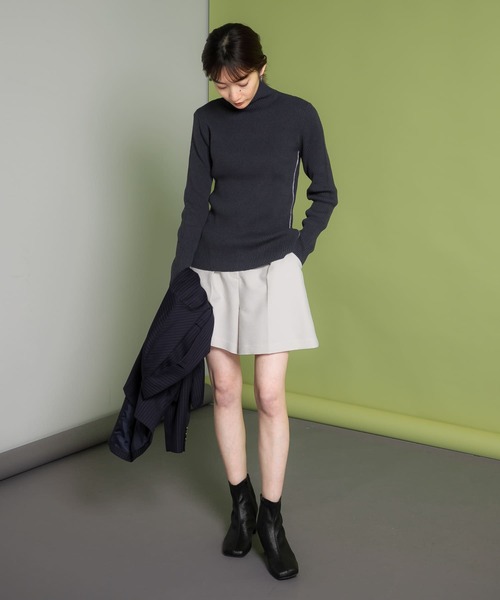 KBF（ケイビーエフ）の「illi　サイドラインハイネックニット（ニット/セーター・レディース・チャコールグレー/アイボリー/グレー系その他・ONE）」の16枚目の写真