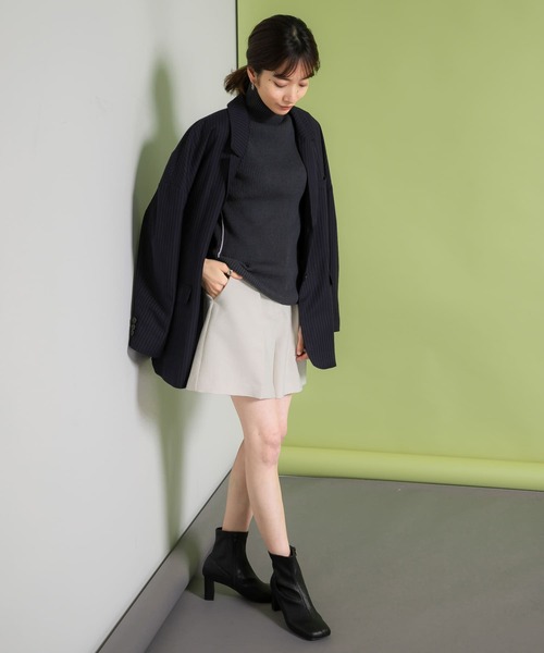 KBF（ケイビーエフ）の「illi　サイドラインハイネックニット（ニット/セーター・レディース・チャコールグレー/アイボリー/グレー系その他・ONE）」の19枚目の写真