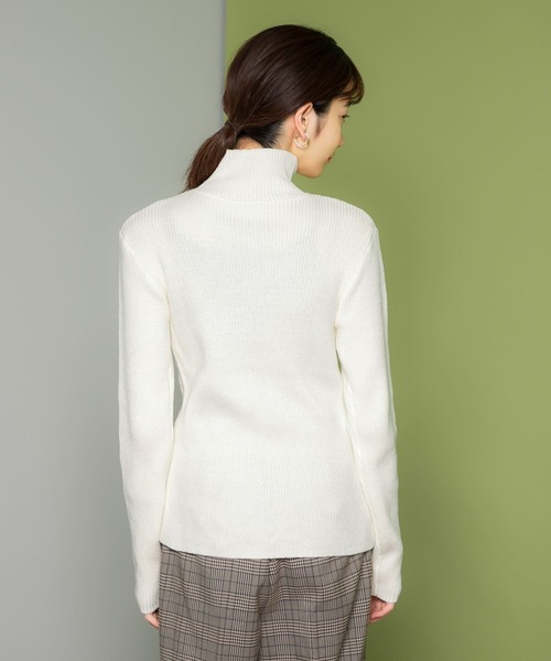 KBF（ケイビーエフ）の「illi　サイドラインハイネックニット（ニット/セーター・レディース・チャコールグレー/アイボリー/グレー系その他・ONE）」の22枚目の写真
