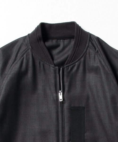 BEAMS（ビームス）の「BEAMS / MA-1 ジャケット（ミリタリージャケット・メンズ・チャコールグレー/ネイビー・SMALL/LARGE/MEDIUM）」の19枚目の写真