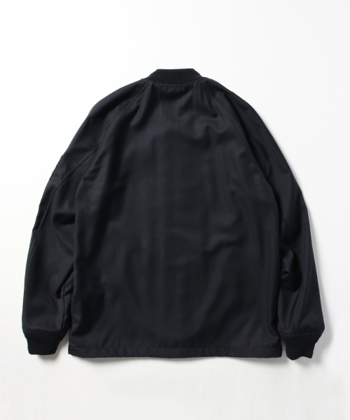BEAMS（ビームス）の「BEAMS / MA-1 ジャケット（ミリタリージャケット・メンズ・チャコールグレー/ネイビー・SMALL/LARGE/MEDIUM）」の17枚目の写真