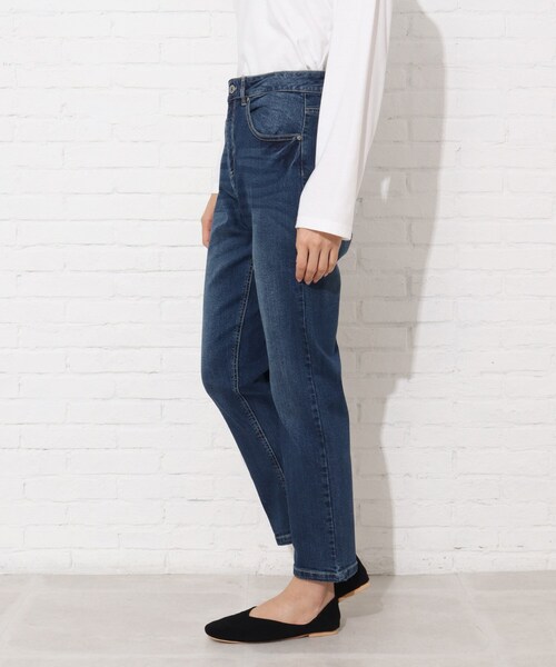 Cutie Blonde(キューティーブロンド)の「◆【S-LL】楽ストレッチ!ゆるテーパードデニム(デニムパンツ・レディース・ネイビー系5/ブルー系5・01/02/03/04)」の12枚目の写真