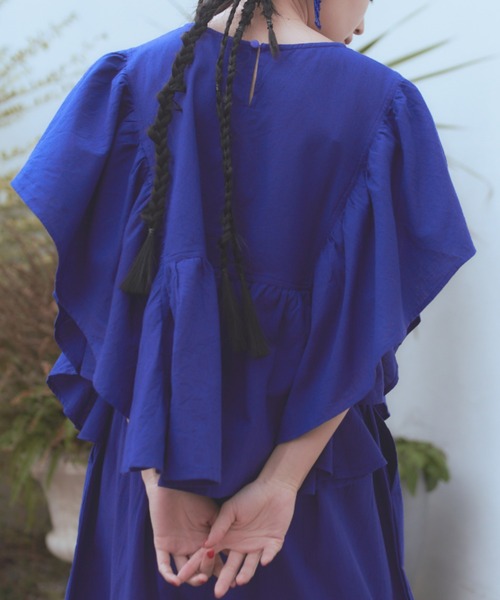 manana suerte（マニャーナスエルテ）の「コットンリネンフリルプルオーバー（シャツ/ブラウス・レディース・ブラック/ブルー/グリーン・FREE）」の10枚目の写真