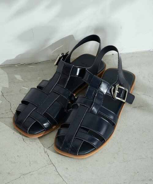 ONIGIRI（オニギリ）の「【店舗限定】　グルカサンダル（サンダル・レディース・ホワイト/ネイビー・24.5cm/23.5cm）」の3枚目の写真