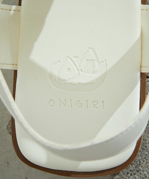 ONIGIRI（オニギリ）の「【店舗限定】　グルカサンダル（サンダル・レディース・ホワイト/ネイビー・24.5cm/23.5cm）」の9枚目の写真