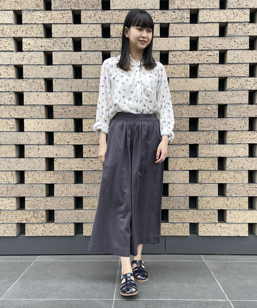 ONIGIRI（オニギリ）の「【店舗限定】　グルカサンダル（サンダル・レディース・ホワイト/ネイビー・24.5cm/23.5cm）」の22枚目の写真