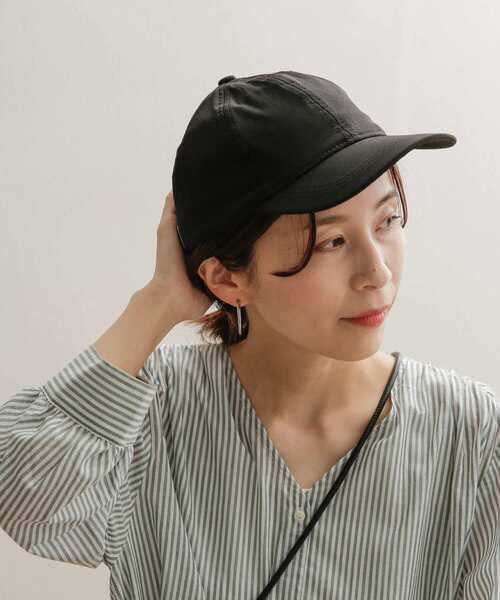 URBAN RESEARCH DOORS(アーバンリサーチドアーズ)の「ナイロンキャップ(キャップ・レディース・チャコールグレー/ブラック/ライトベージュ・ONE)」の2枚目の写真