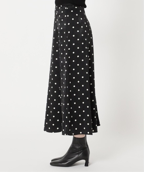Noble（ノーブル）の「《追加》ドットプリントフレアースカート（スカート・レディース・ホワイト/ブラック・36/38）」の12枚目の写真