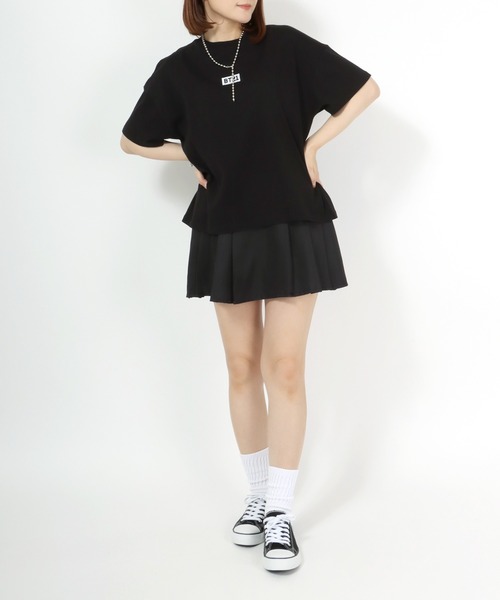 BT21(ビーティーイシビル)の「BT21 ボックスロゴ刺繍・キャラクター刺繍ワイドシルエットTシャツ(Tシャツ/カットソー・レディース・ホワイト/ブラック/ホワイト系その他/ブラック系その他・M)」の16枚目の写真
