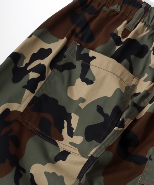 Salong hameu(サロン ハミュー)の「総柄パラシュートパンツ メンズ レディース/スノーパンツ/ワイドシルエット オーバーパンツ/カモフラ・迷彩柄/ペイズリー・バンダナ柄(その他パンツ・メンズ・ブラック系その他/ブラウン系その他/グリーン系その他/ホワイト系その他/レッド系その他・M/L)」の8枚目の写真