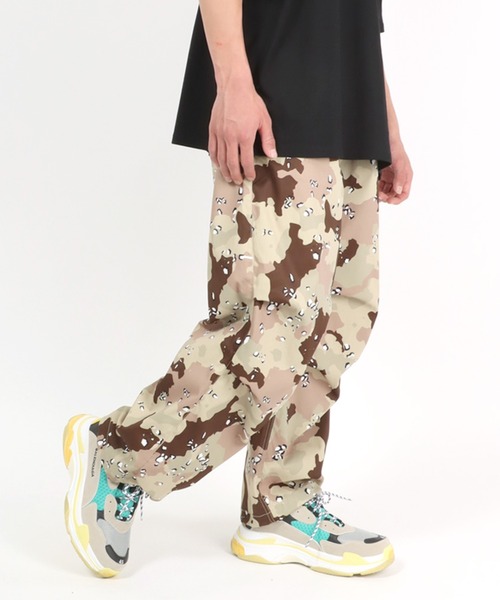 NNNTHREE カモフラージュ スノーボードパンツ NNNTHREE カモフラージュ スノーボードパンツ