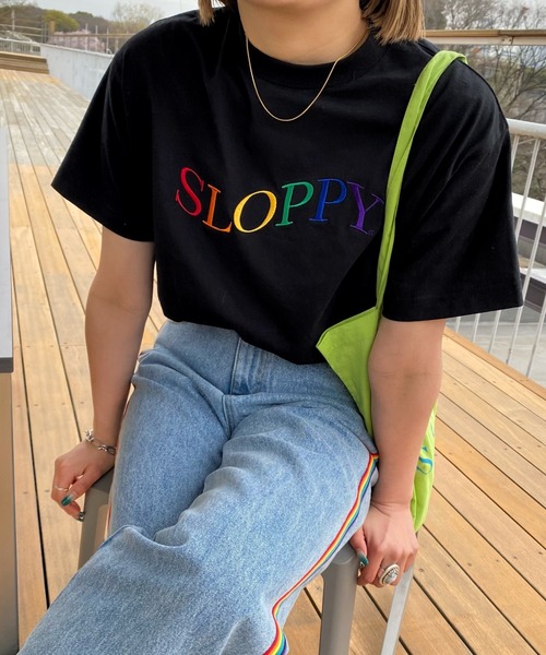 WHO'S WHO gallery（フーズフーギャラリー）の「【SLOPPY/スロッピー】刺繍TEE（Tシャツ/カットソー・レディース・アッシュグレー/ボルドー/オフホワイト/ブラック・FREE）」の3枚目の写真