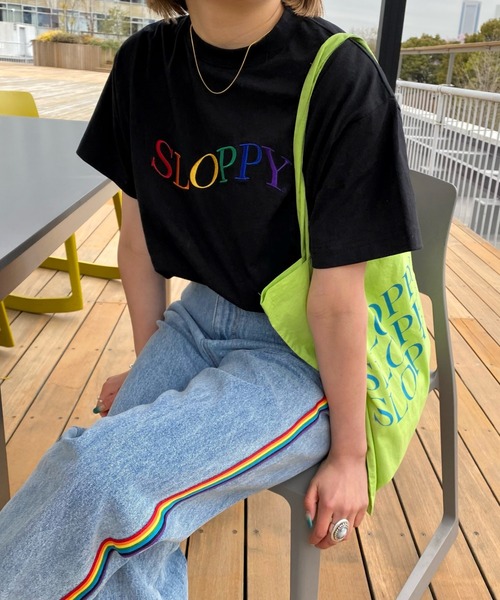 WHO'S WHO gallery（フーズフーギャラリー）の「【SLOPPY/スロッピー】刺繍TEE（Tシャツ/カットソー・レディース・アッシュグレー/ボルドー/オフホワイト/ブラック・FREE）」の5枚目の写真