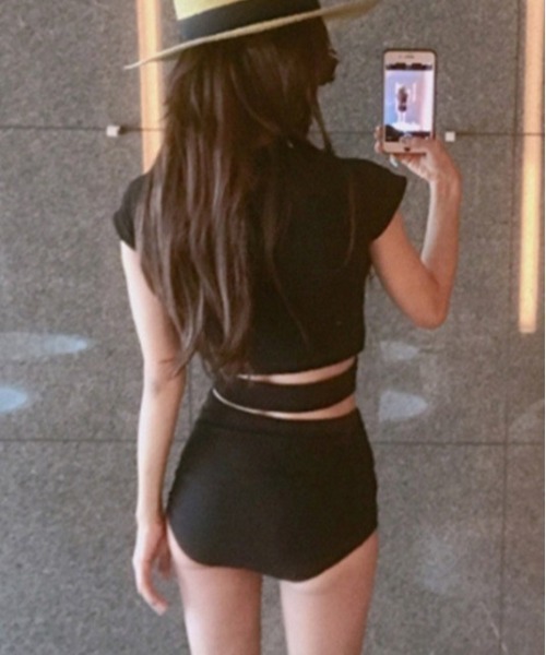 gossip！ロサンゼルス（ゴシップロサンゼルス）の「タンキニ　クロスデザイン　ハイウエストビキニ（水着・レディース・ブラック・S/M）」の4枚目の写真