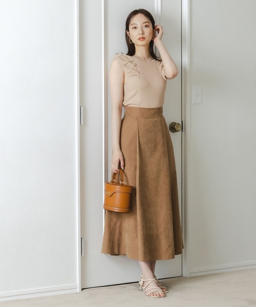 Andemiu(アンデミュウ)の「ピーチタックフレアスカート347133(スカート・レディース・ホワイト/グレー/ベージュ・FREE)」の5枚目の写真