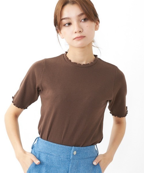flower(フラワー)の「シンプルメロウトップス(Tシャツ/カットソー・レディース・ブラウン/アイボリー/ベージュ・FREE)」の2枚目の写真