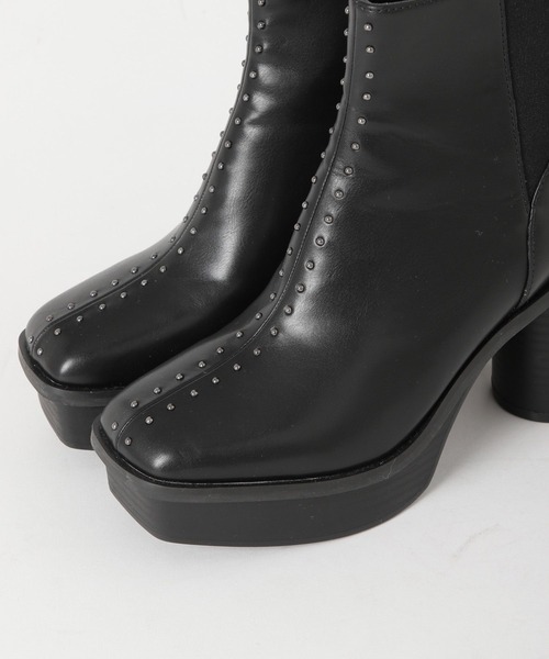 PAGEBOY（ページボーイ）の「ヘビーソールスタッズブーツ（ブーツ・レディース・パイソン/ブラック/ターコイズブルー・L/M）」の19枚目の写真